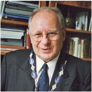 Jānis Stradiņš portrets